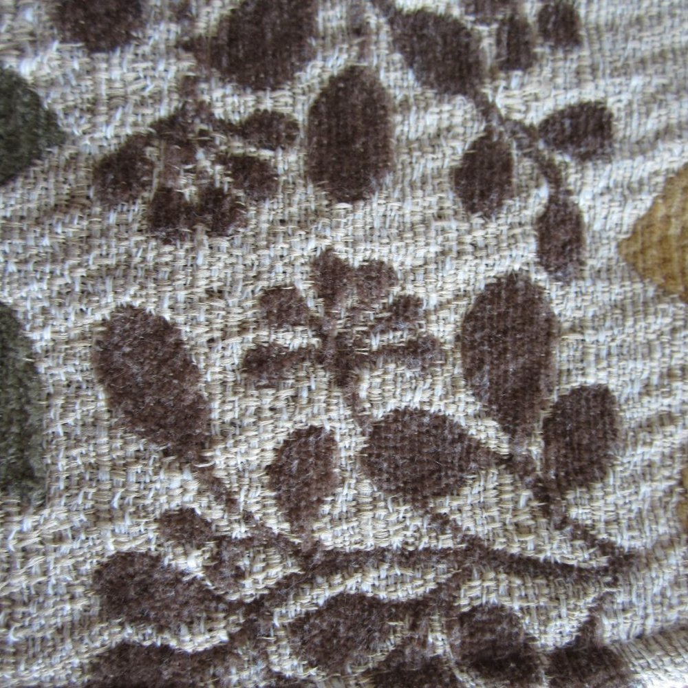 Plant Nature Tree Branch Modern Table Runner - Picture 5 of 9